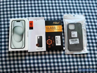 iPhone 15 en excelentes condiciones. 