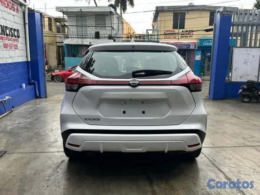 carros - 🚗 ¡Tu próxima SUV puede estar aquí! Nissan Kicks S 5