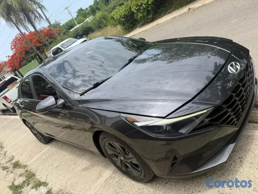 carros - Hyndai Elentra 2021 
$940 oportunidad  4