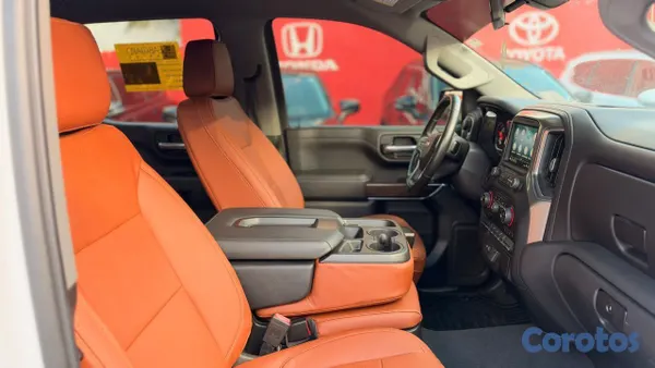 jeepetas y camionetas - 2021 Chevrolet Silverado 1500lt duramax diesel v6 2