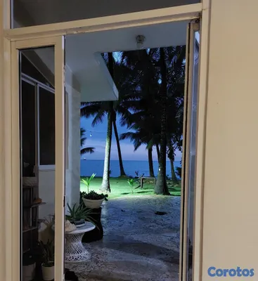 casas vacacionales y villas - Exclusiva villa frente al mar en Costa Verde  6