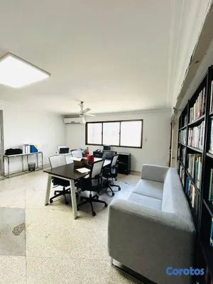 oficinas y locales comerciales - Local Comercial de 169mt2 en Alquiler en Ensanche  9