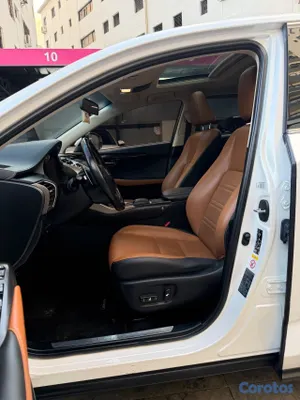 jeepetas y camionetas - Oportunidad Lexus Nx300, Gasolina 2019 8