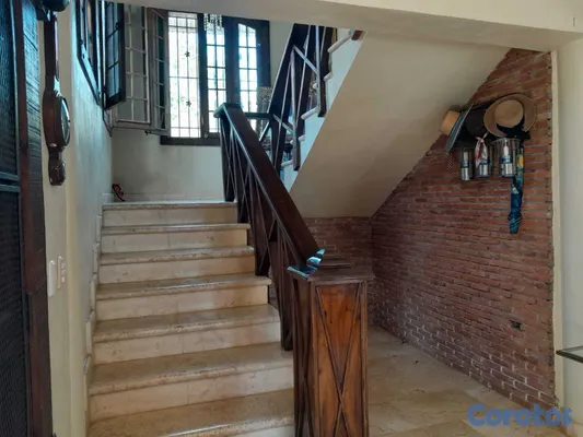 casas - Vendo casa amplia cerca de la playa  10