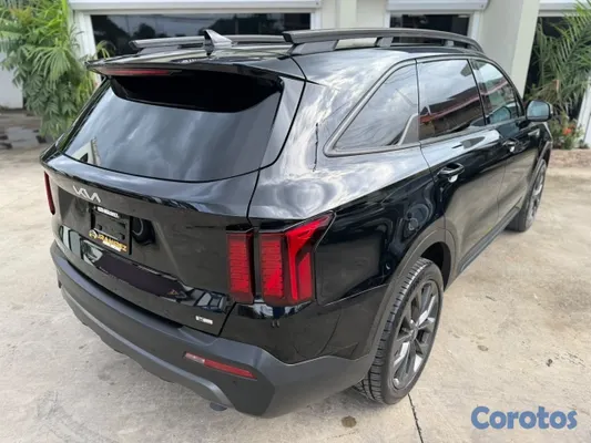 jeepetas y camionetas - Kia Sorento EX X-Line 2023 4