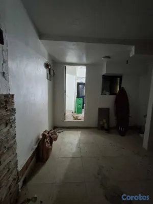 apartamentos - LOCAL COMERCIAL EN ALQUILER LOS PRADOS 8