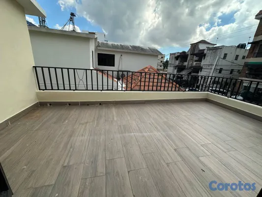 casas - Casa de 2 niveles en venta en Villa Aura 5