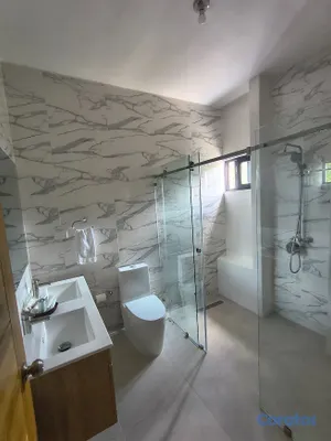 casas vacacionales y villas - Amplia villa de 4 habitaciones en Bávaro Punta Can 14
