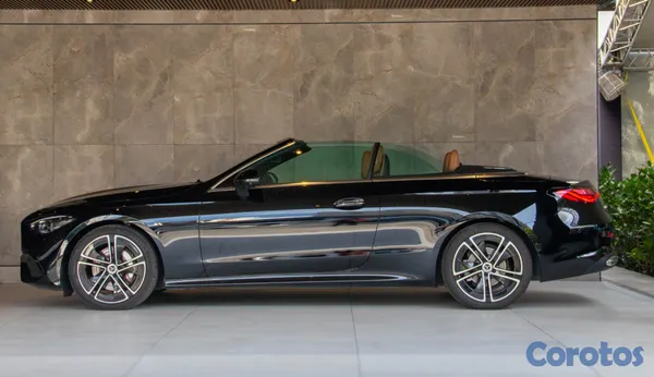 carros - Mercedes-Benz Clase CLE 300 4Matic Cabriolet 2025 5