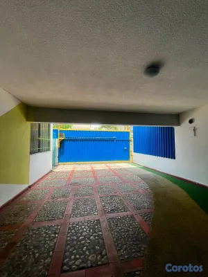 casas - Casa de dos niveles para oficina, preescolares, institutos o consultorios. 5