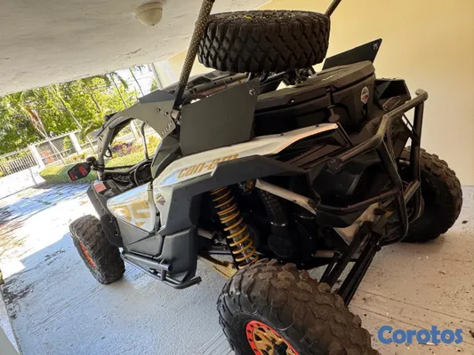 vehiculos recreativos - Can am X3 XRS Turbo RR 8