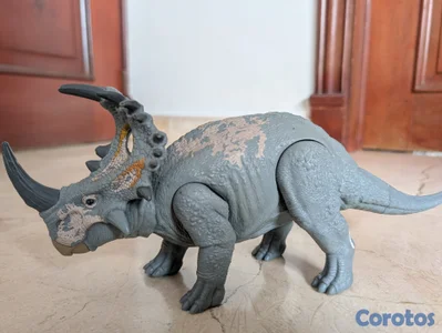 Dinosaurio Juguete Sinoceratops Mattel
