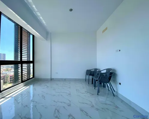 apartamentos - Hermoso Apartamento en Alquiler / Piso Alto / Zona Exclusiva  4
