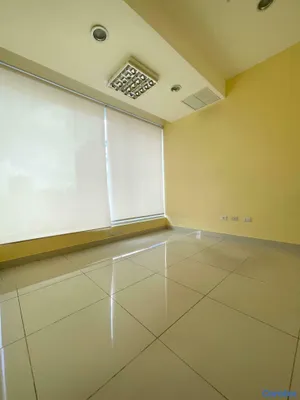 oficinas y locales comerciales - Local Comercial en Alquiler. 8