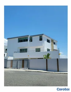 Moderna casa en Altos de Arroyo Hondo 2