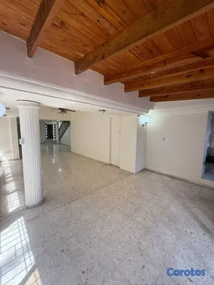 casas - Casa de 5 habitaciones en alquiler en Julieta Mora 14