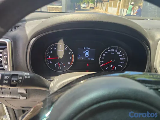 jeepetas y camionetas - Kia Sportage 2021 Motor DOHC Negociable 8