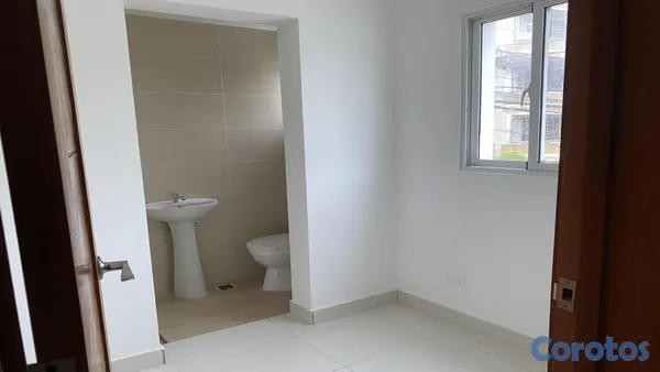 apartamentos - 🏡 Apartamento en Alquiler – Los Corales 10