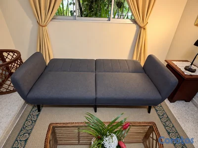Se vende sofá cama de dos plazas! ¡Antes $16,995, ahora $12,500!