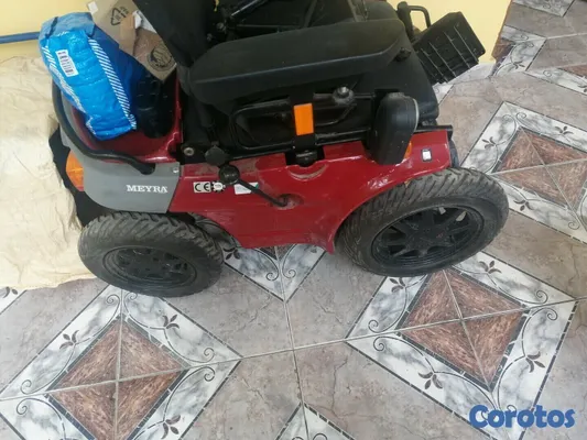 Salud y Equipamiento Médico - Silla Electrica traída desde Alemania. 6