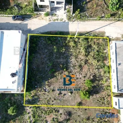 solares y terrenos - Se vende Terreno de (600) metros en Villa Visan, S 7