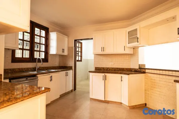 casas - Casa de 4 habitaciones en alquiler en Bella Vista 16