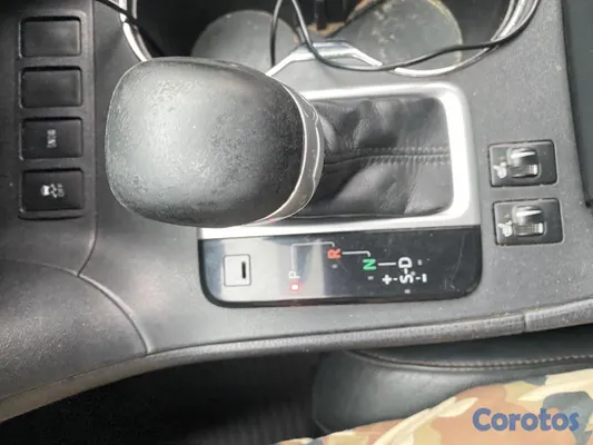 carros - Se vende Toyota Highlander XLE 2014, color blanco, una SUV amplia. 7