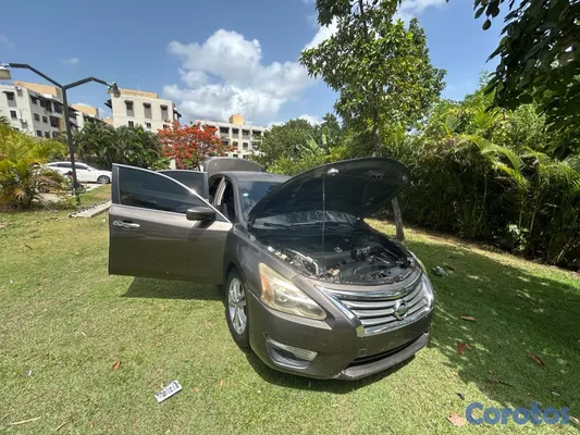 carros - vendo Nissan altima 2013 por motivo de viaje  9