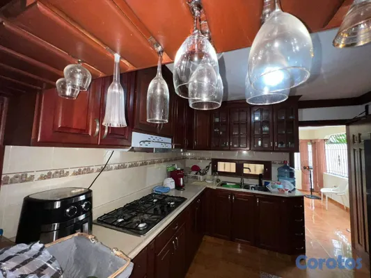 casas - Casa de 2 Niveles en venta en los Rosales ll Santo Domingo Este 8