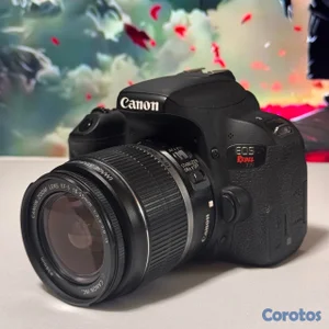 Cámara Canon T7i en excelente condiciones