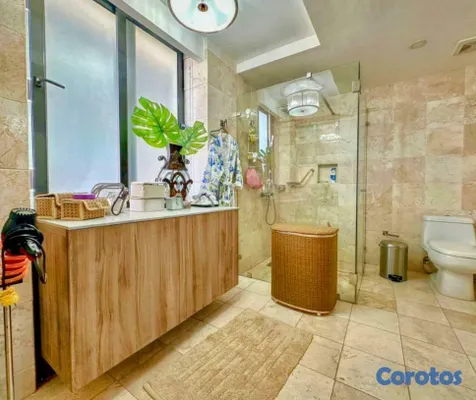apartamentos - En Venta Elegante y amplio apartamento 5