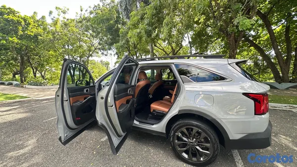 jeepetas y camionetas - Vendo Kia Sorento XS Prestige 2022 6