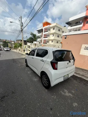 carros - Vendo Daihatsu Mira 2018 en muy buenas condiciones 8
