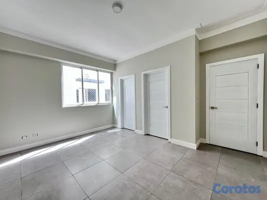 apartamentos - vendo mirador norte piso 6 tres habitaciones con su baño balcón dos parqueos ser 11