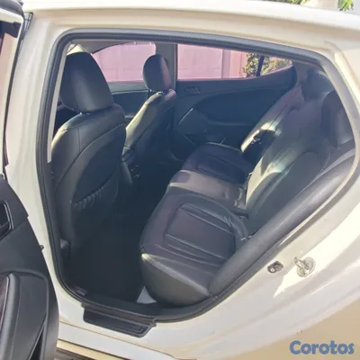 carros - Kia k5 color original blanco  8