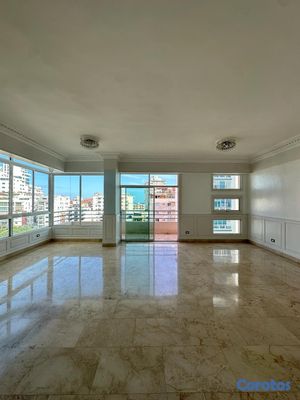 Apartamento en Urbanización Real