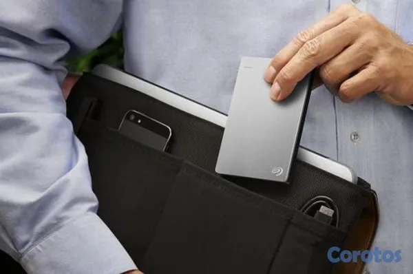 computadoras y laptops - DISCO DURO EXTERNO PORTABLE 2TB USB 3.0 SEAGATE 5