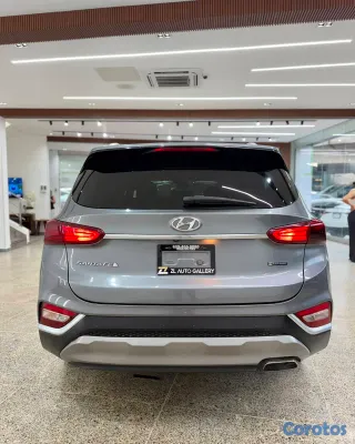 jeepetas y camionetas - Hyundai santa fe 2019 5