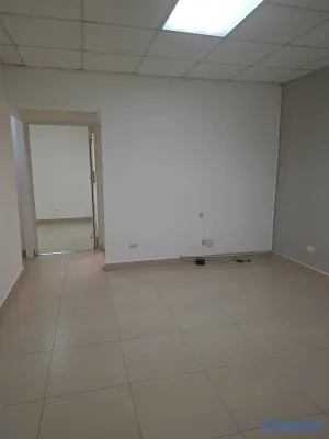 oficinas y locales comerciales - 🏢 LOCAL COMERCIAL EN ALQUILER – BELLA VISTA, DISTR 6