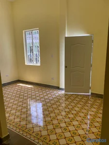 Alquiler Apartamento de 3 Habitaciones, Ciudad Nue