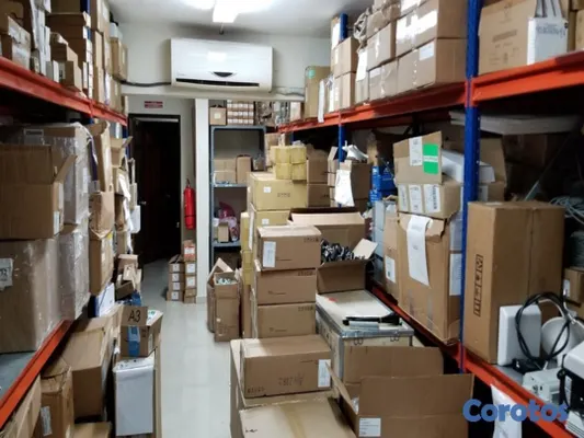 oficinas y locales comerciales - Local en evaristo morales 740.19mts2 próximo a la churchill ID 1564 10