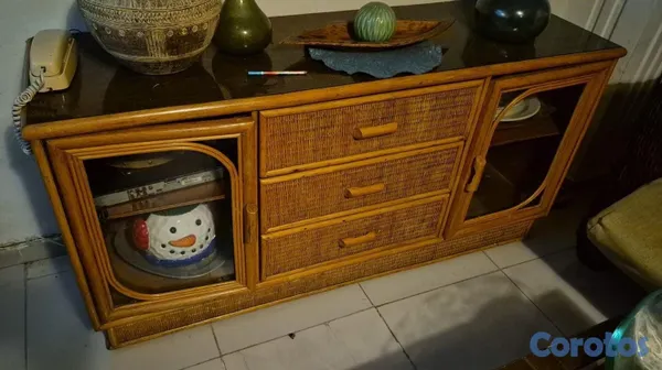 muebles y colchones - Vendo por motivo de viaje precio por separado  2