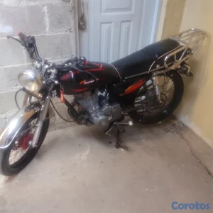 Se vende cg 200