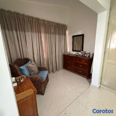 casas - casa en venta en la ind. entre Ind y José contreras RD 13,500 12