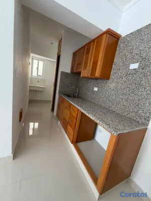 apartamentos - vendo nuevos en el millón 1 -2 y tres habitaciónes parqueos lokert precios 125 12