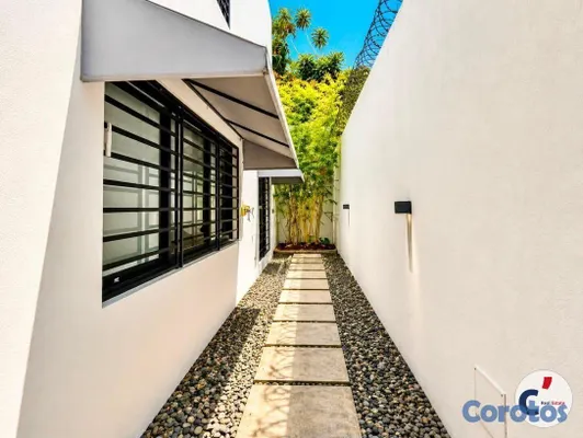 casas - Casa de 4 Habitaciones con Piscina en Altos de Arr 8