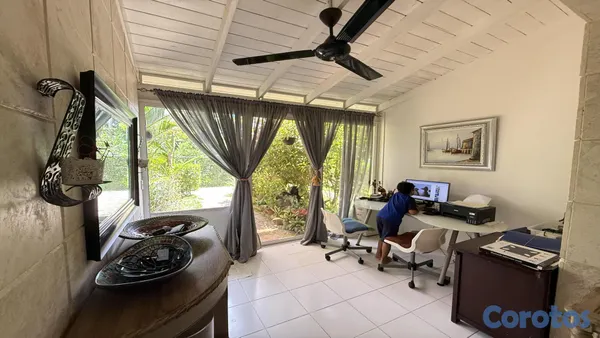 casas - ¡Venta Rápida! Encantadora Casita en Pasos de la famosa  Playa de Punta Popi 4