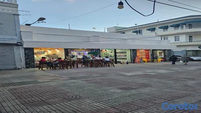 VENDO plaza comercial en la Zona Colonial