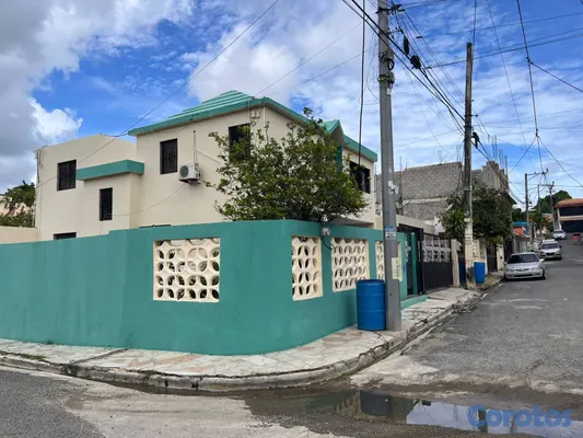 casas - CASA 2 NIVELES RESIDENCIAL DON OSCAR, TODO CERCA Y 2
