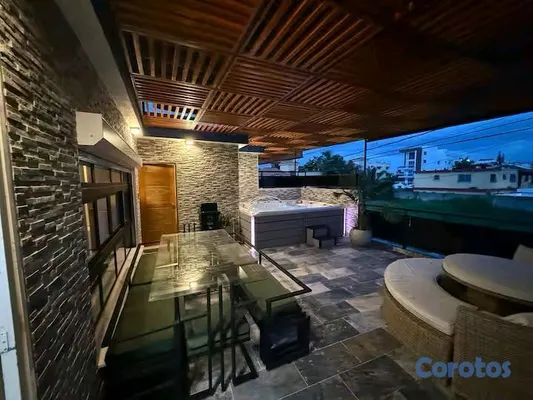 muebles y colchones - 🏡 Villa/Alojamiento de Lujo en Santo Domingo Este | 3 Habitaciones, 5 Baños 13
